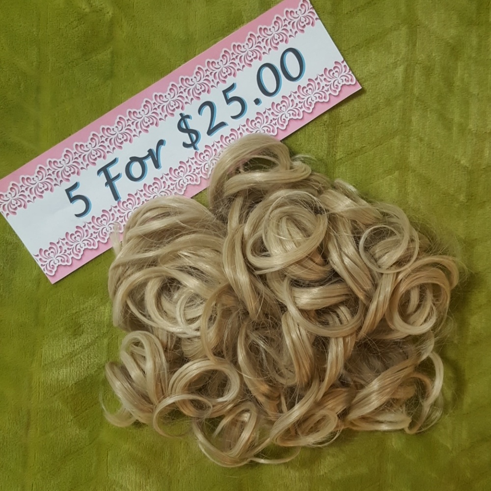 5/$25! Blonde Curly Hairpeice